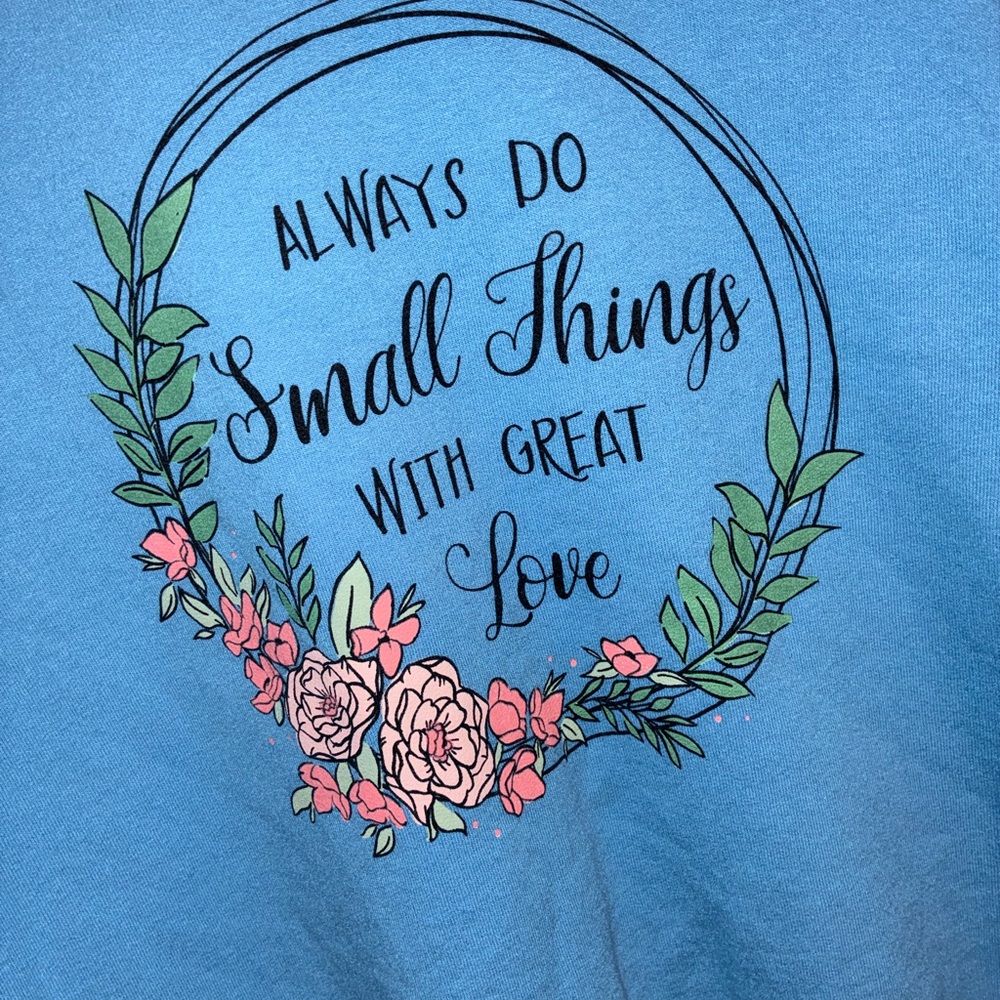 Jerzees Blue Sweatshirt with Floral Design